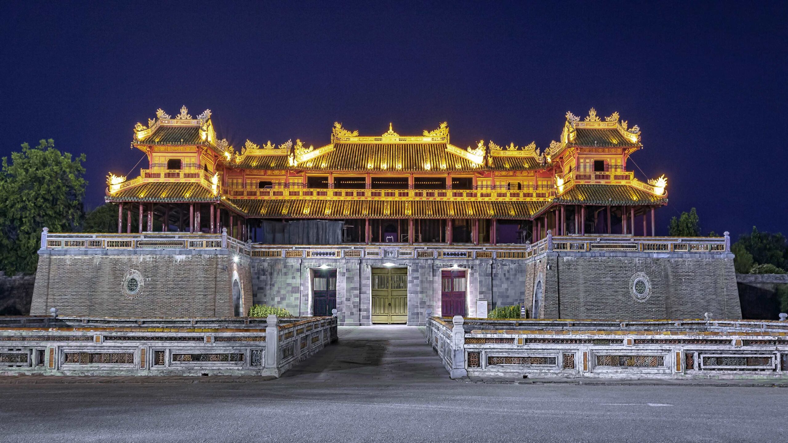 From Da Nang: Hue City Full - Day Tour with Lunch. Select Tour Group.