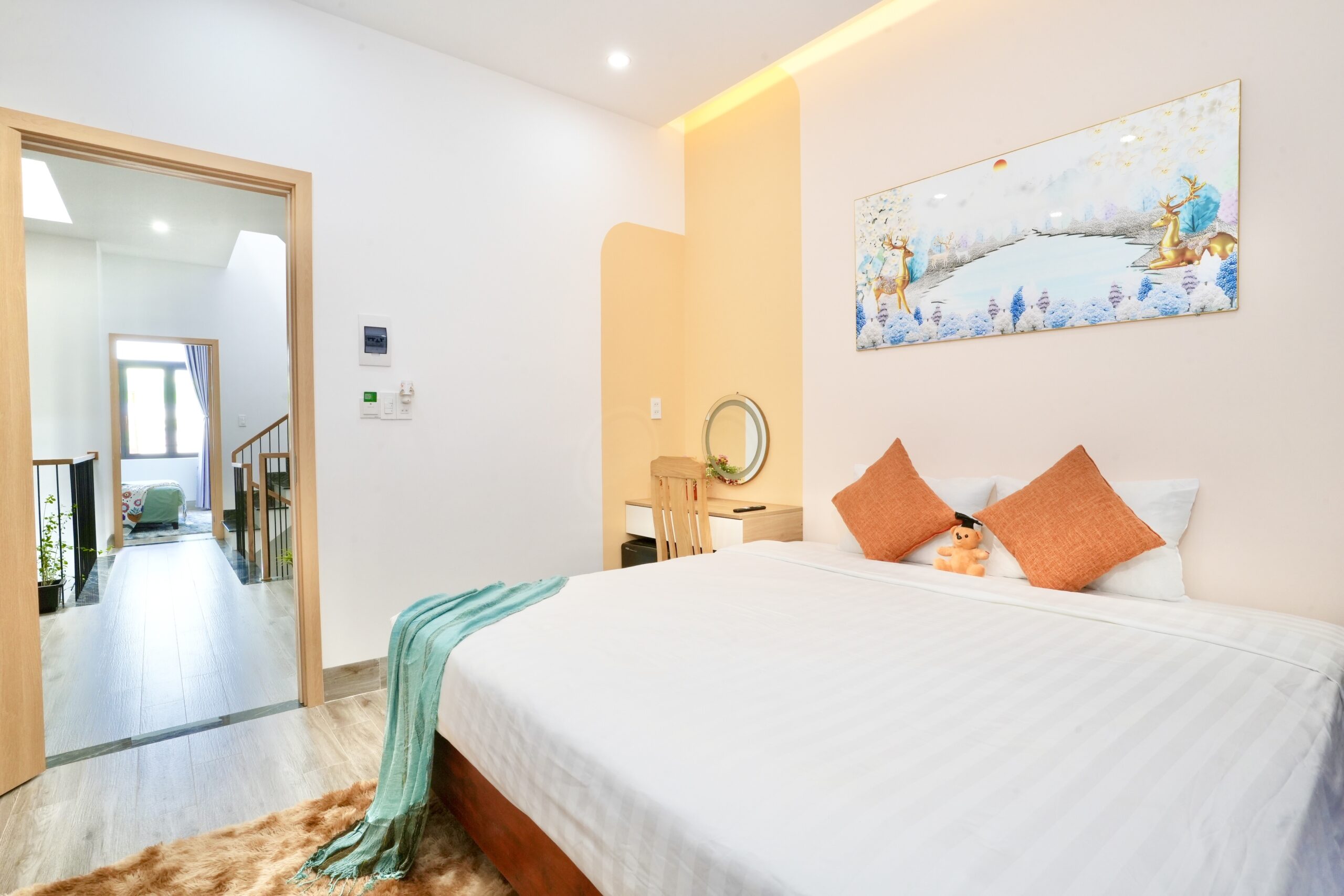 Sunlit balcony double room in Hoi An (Floor 2) - image 3