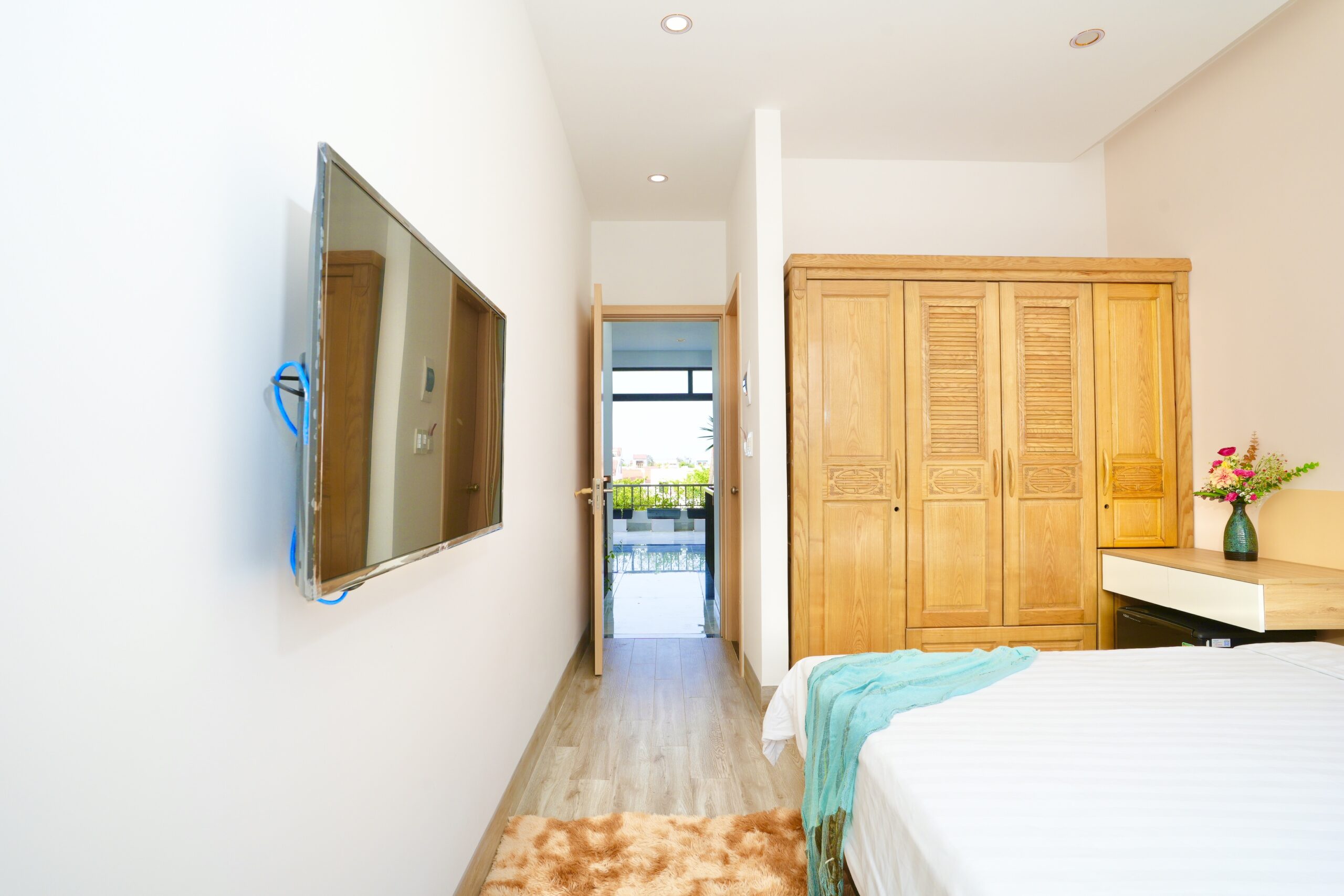 Two-balcony retreat room in Hoi An (Floor 3) - image 6