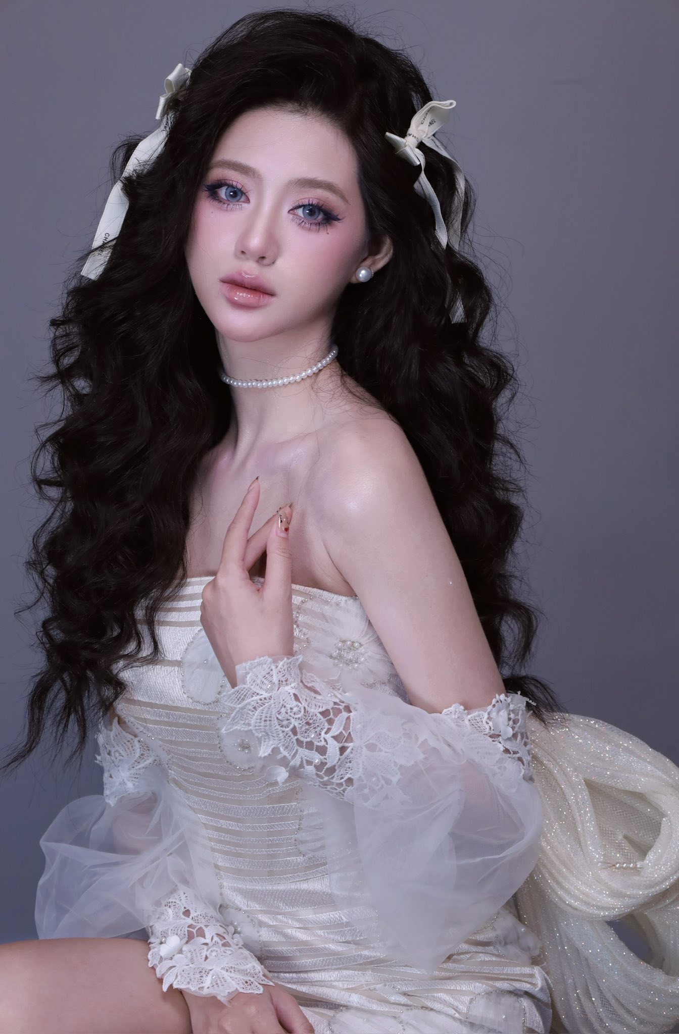 Private bridal makeup service at Da Nang resort or villa