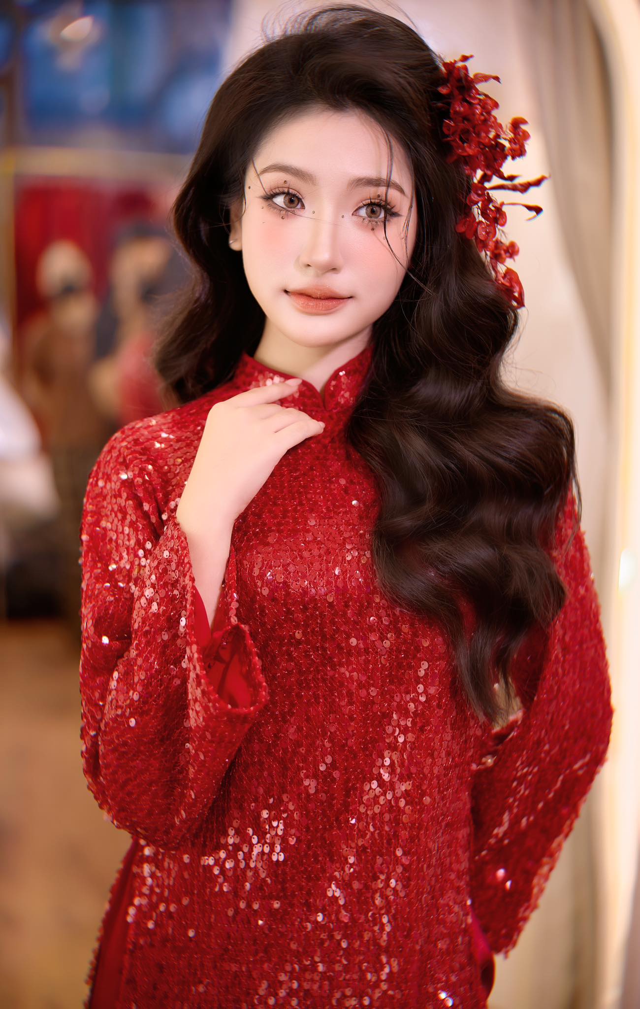 Soft bridal makeup preparation at hotel in Da Nang